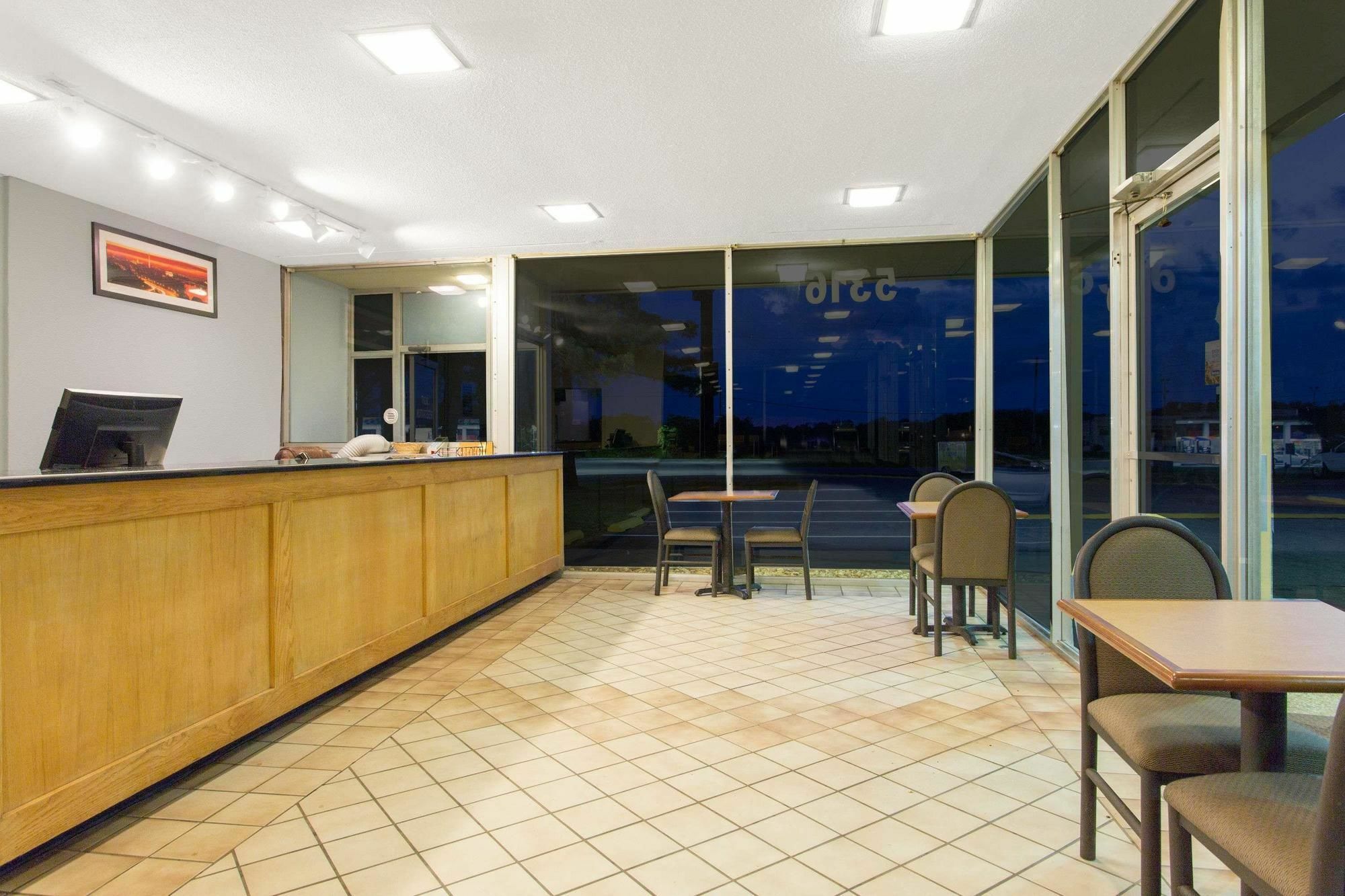 Garden Inn Fredricksburg South Fredericksburg Eksteriør bilde